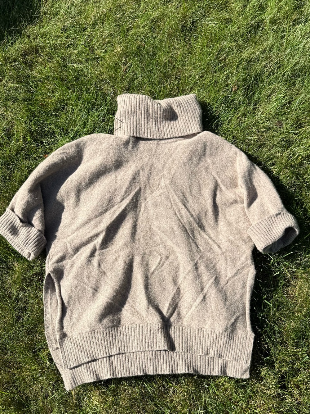 L.L. Bean Merino Wool Blend Short Sleeve Turtleneck Sweater Tan / Beige XS/S